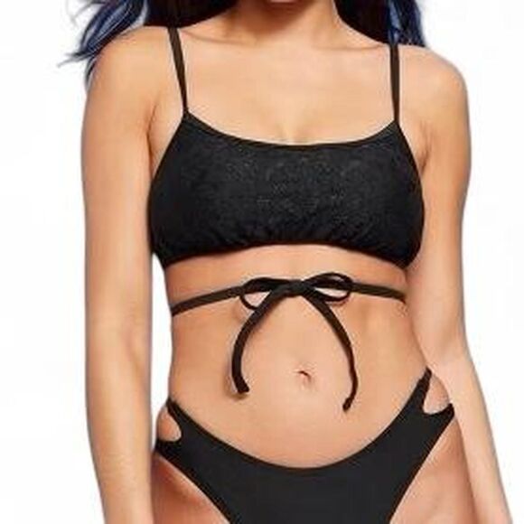 Wild Fable Size XXS Black Bikini Swim Top – Strappy Tie Front - Picture 1 of 4